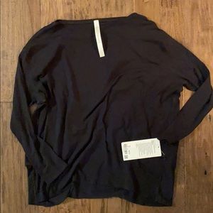 Lululemon Back in Action Tee Black Size 10 NWT